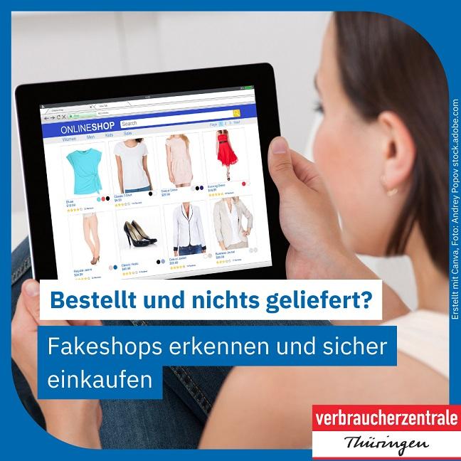 Blaubeertörtchen in kleinen Silikon-Formen