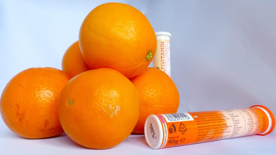 Brause Tabletten statt Obst? Nahrungsergänzungsmittel sind nicht immer sinnvoll.