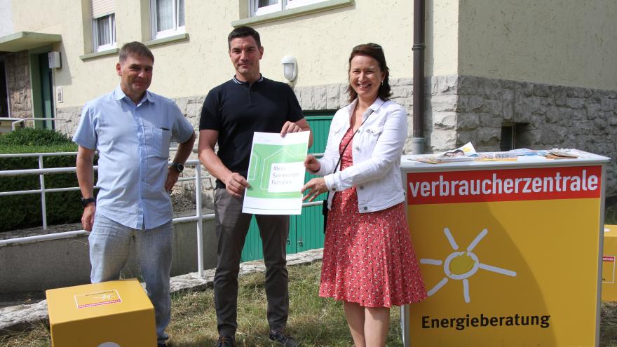 Dr. Ralph Walther und Umweltministerin Anja Siegesmund bringen ein neues Projekt auf den Weg: den Thüringer Sanierungsbonus-Plus.